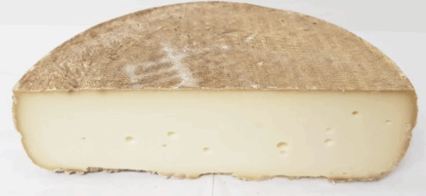 Raclette affinée à la liqueur de noix